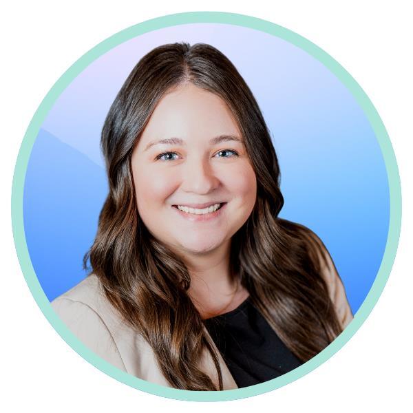 Shelby Ackley Headshot