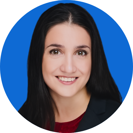 Laura Fiume Headshot